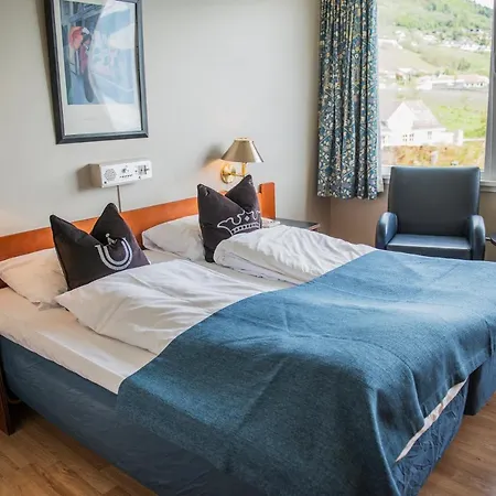 Hotel Leikanger Fjordhotel - Unike 4*