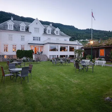 Otel Fjordhotel - Unike 4*